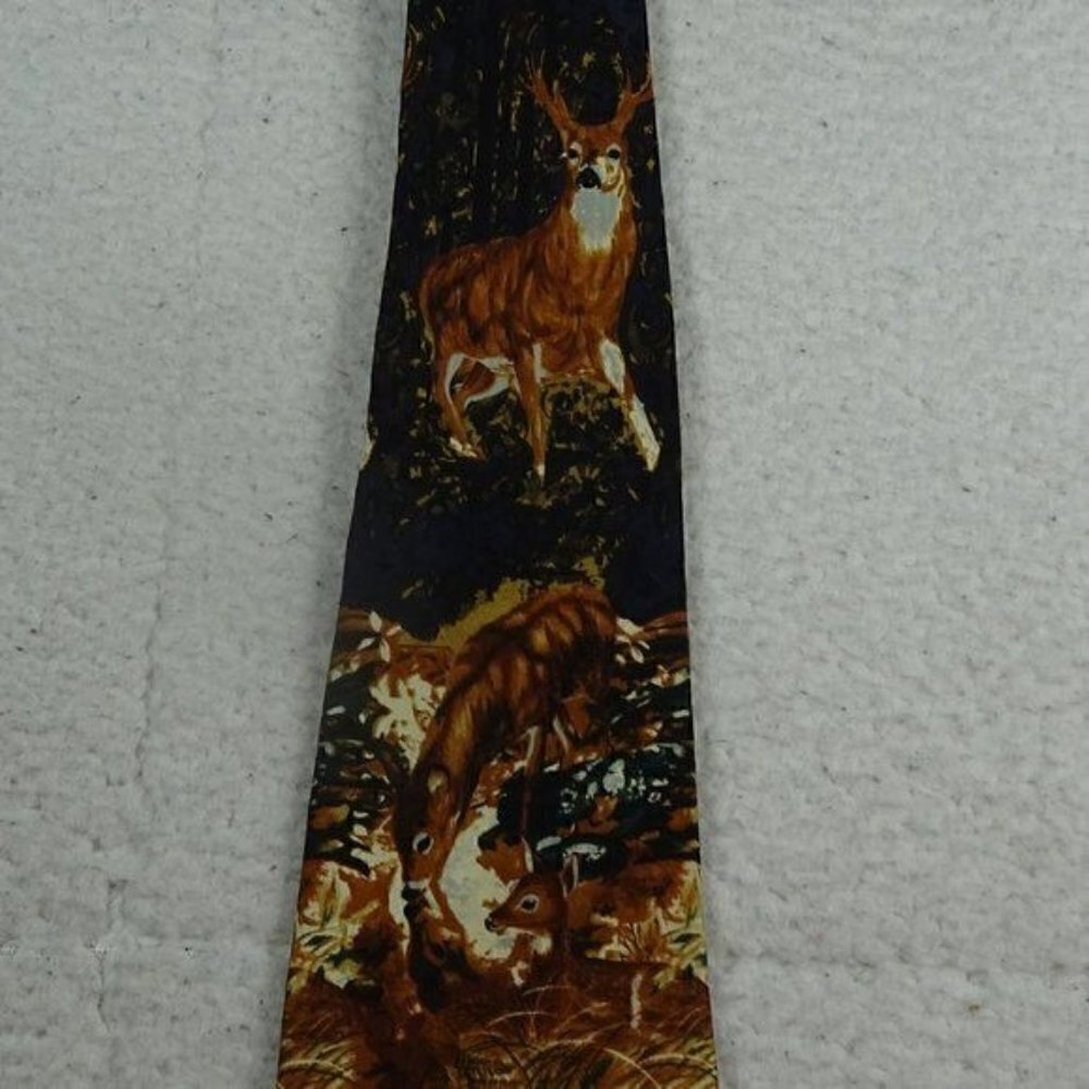 Je Suis Silk Deer Necktie 57" X 3.75"